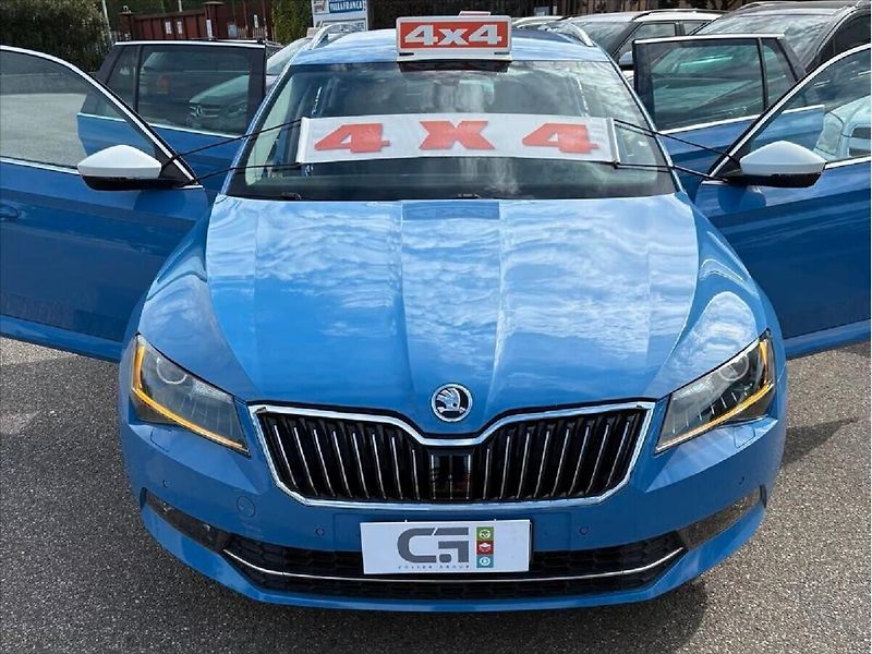 Škoda Superb 2,0 TDi 4x4 DSG 140kw bez koro - fotka 1 z 14