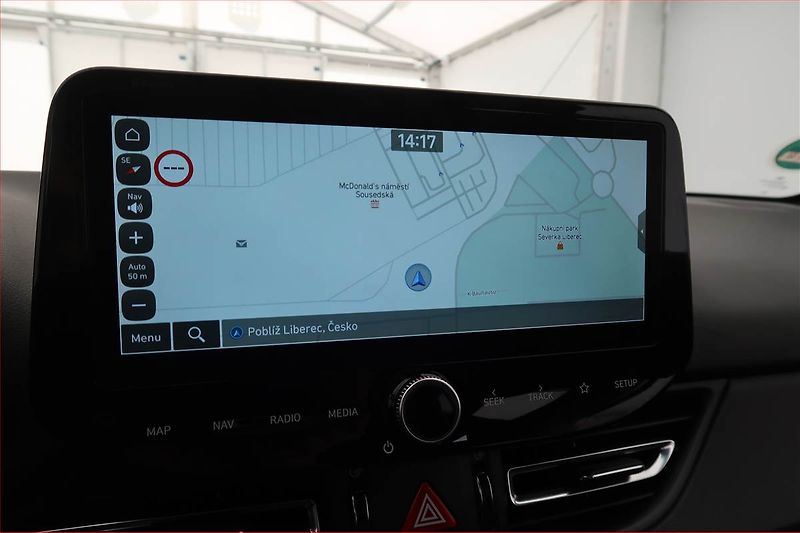 Hyundai i30 (2024) N-Line 1.5 T-GDI MHEV - fotka 13 z 19