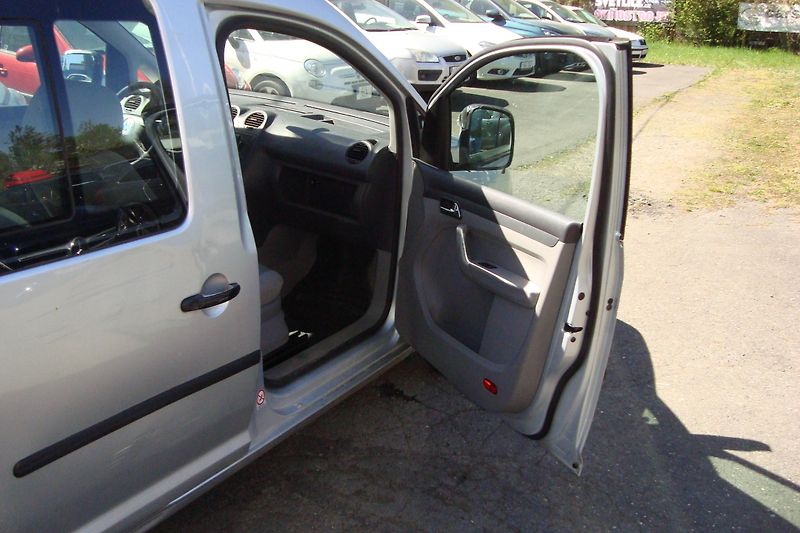 Volkswagen Caddy (2006) LIFE 1.9 TDi, STK+ME 5/2027 - fotka 33 z 52