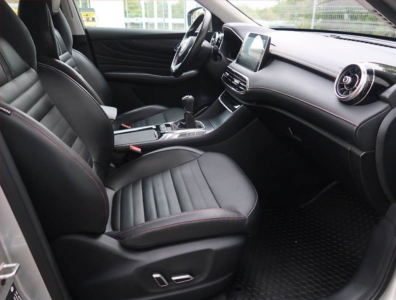 MG HS (2023) Elegance 1.5 TGI - fotka 9 z 20