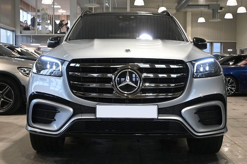Mercedes-Benz GLS 450d 4M AMG Premium+ - fotka 2 z 25