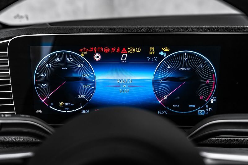 Mercedes-Benz GLE 450d 4M AMG Nezávislé Vzduch - fotka 22 z 24