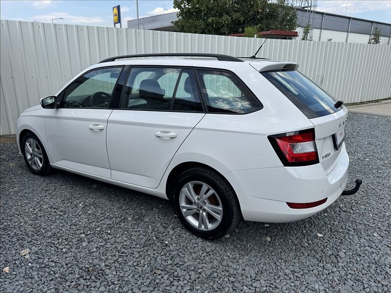 Škoda Fabia 1,0 TSI DPH tažné 1maj původČR - fotka 10 z 50