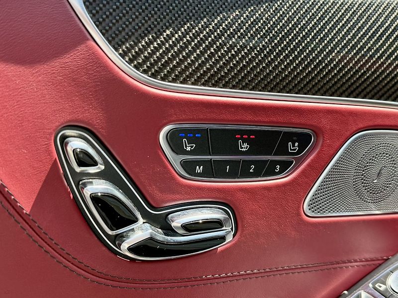 Mercedes-Benz Třídy S (2017) 500 4MATIC kupé - fotka 24 z 57