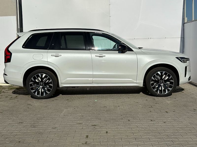 Volvo XC90 Plus Dark T8 299kW - fotka 5 z 25