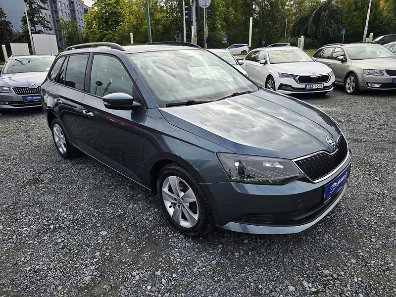 Škoda Fabia 1.2TSI NAVI 100% STAV 1Majitel - fotka 7 z 26