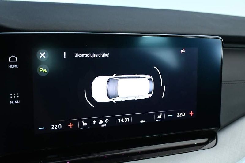 Škoda Octavia (2023) 2.0 LED DSG ACC TOUR VIRTUAL T - fotka 23 z 35