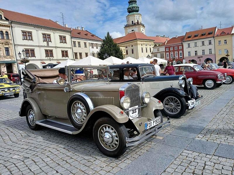 Z návštěvy 6. ročníku US Racket Trucks v Lužné.