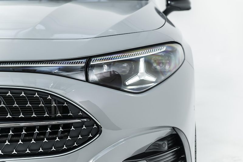 Mercedes-Benz CLA 220 AMG*4MATI*Superscreen*Pano - fotka 19 z 38