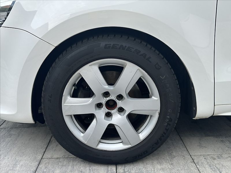 Volkswagen Sharan 2,0 TDI 140PS  Comfortline DSG - fotka 39 z 48