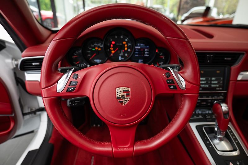 Porsche 911 (991) Carrera Cabriolet - fotka 6 z 23