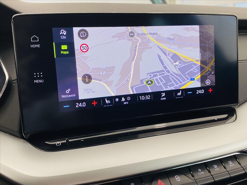 Škoda Octavia 1,5 TSI DSG 110kW e-Tec Clever - fotka 16 z 26
