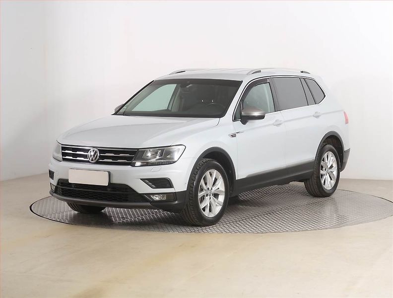 Volkswagen Tiguan Allspace (2018) 2.0 TDI, 4X4, Automat - fotka 2 z 21