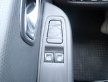 Renault Clio (2017) 1.2 16V, Tempomat - náhled 14