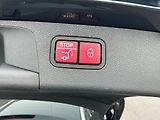 Mercedes-Benz Třídy E 220 d AVANTGARDE 4MATIC - náhled 26
