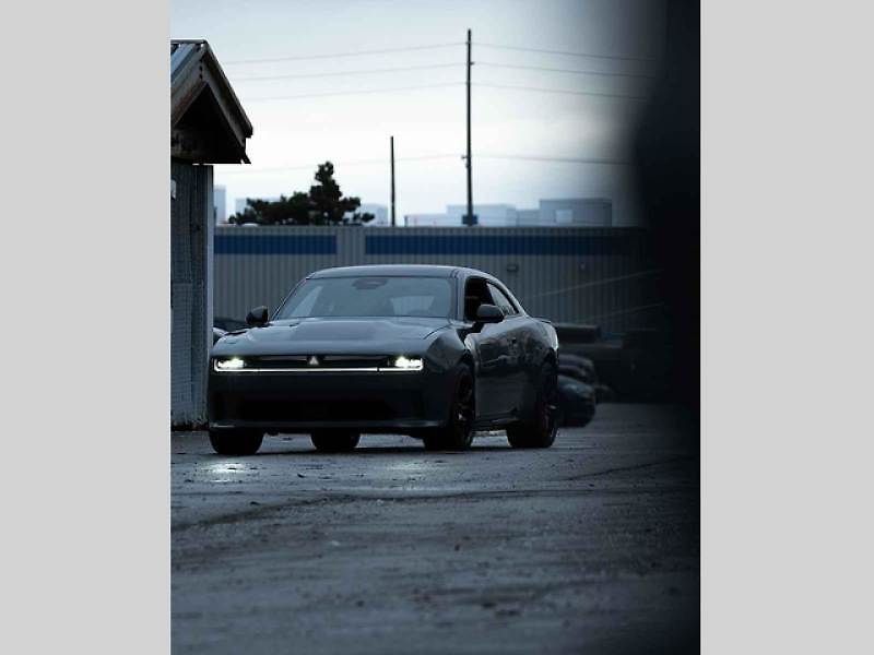 První snímky Dodge Charger
