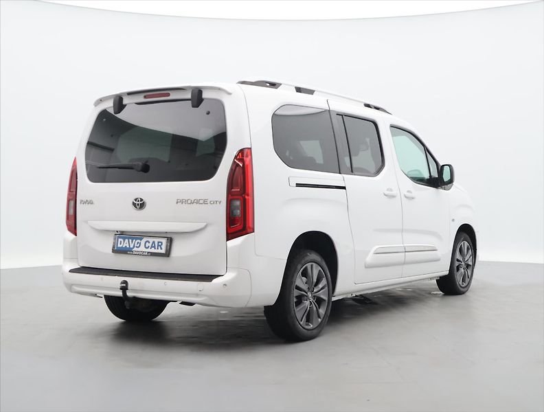 Toyota ProAce City Verso L2 1,2 T 96kW Aut 7-Míst CZ DP - fotka 7 z 35