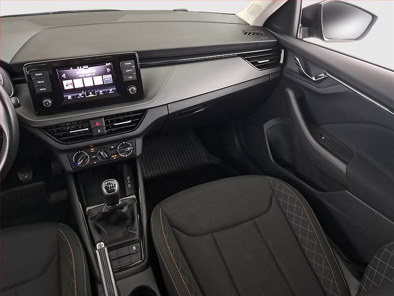 Škoda Scala (2023) Ambition 1.5 TSI, ČR,1.maj - fotka 8 z 18
