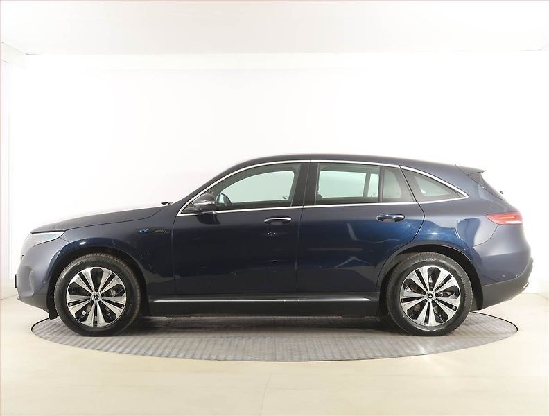 Mercedes-Benz EQC (2021) 400 4MATIC, SoH 95% - fotka 3 z 34
