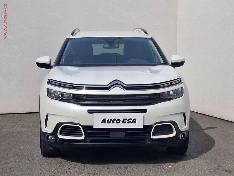 Citroën C5 Aircross (2019) 1.2 PT, Feel, navi, kamera - fotka 2 z 17