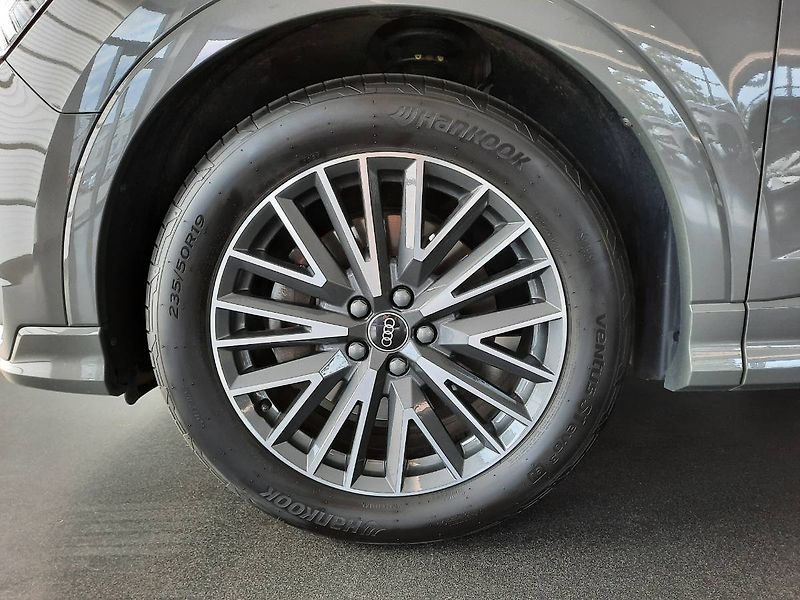 Audi Q3 (2020) 40 TDI quattro (147kW/200k) S - fotka 25 z 26