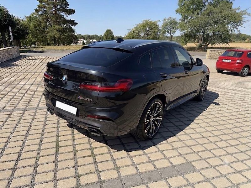 BMW X4 M40d xDrive M-PAKET - fotka 9 z 21