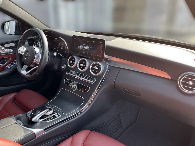 Mercedes-Benz Třídy C Třída C 400 4MATIC AMG Line - fotka 15 z 18