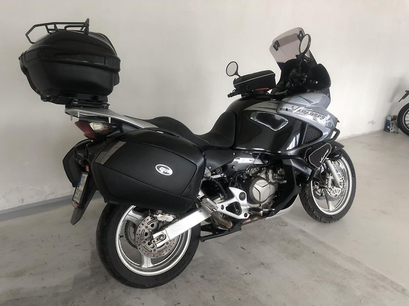 Honda XL 1000 V Varadero - fotka 3 z 23