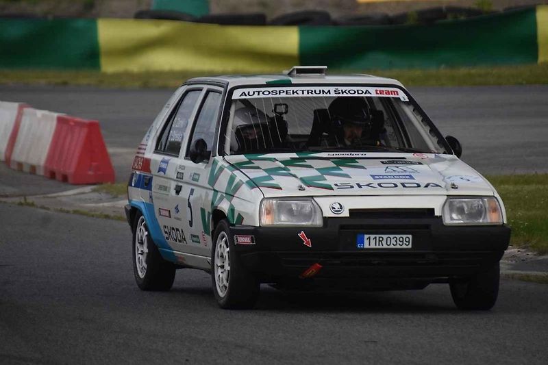 Akce Sosnová Classic hostila letos stovky pozoruhodných sportovních strojů.
