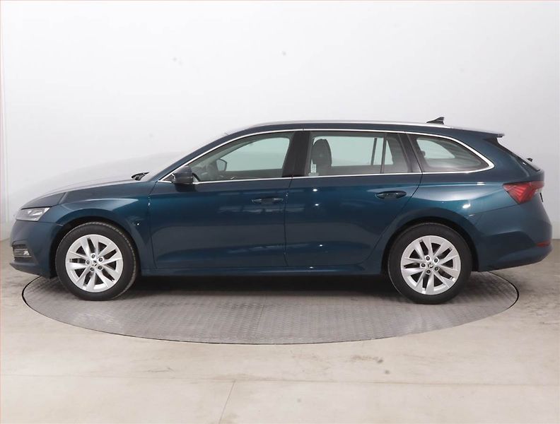 Škoda Octavia (2023) 2.0 TDI, ČR,1.maj, Serv.kniha - fotka 3 z 15