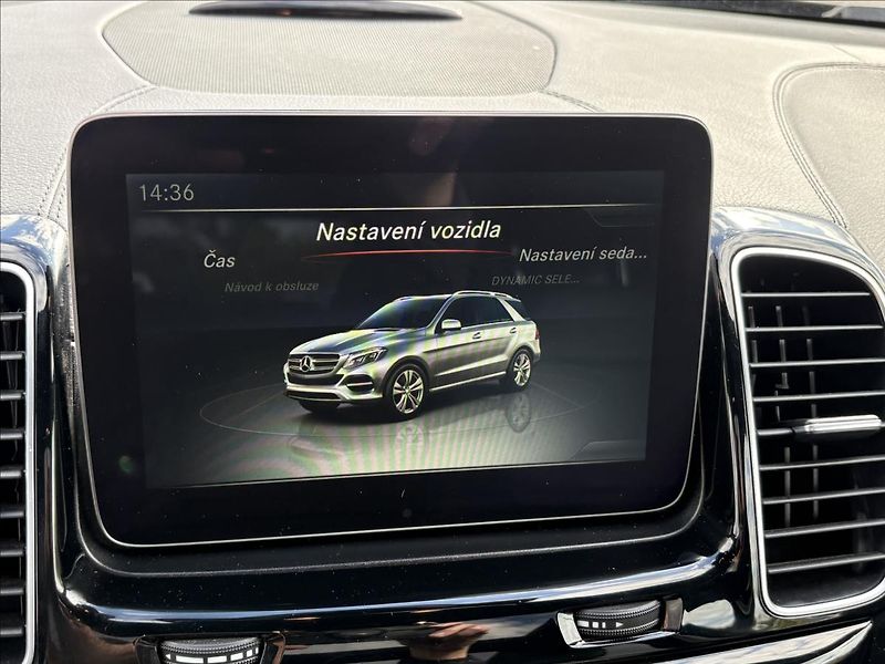 Mercedes-Benz GLE 5,0 500 AMG V8 Servis MB,Top - fotka 24 z 61