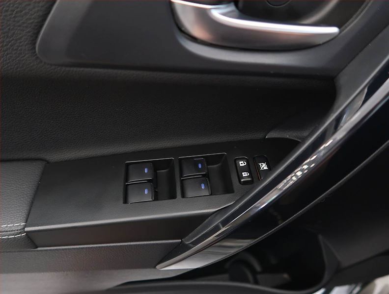Toyota Auris (2018) Executive Hybrid, Automat, ČR - fotka 24 z 24