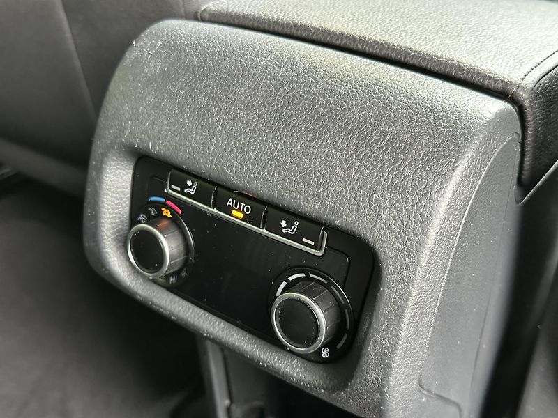 Seat Alhambra (2017) STYLE 1.4/110kW*7.Míst.*2.Maj. - fotka 28 z 44