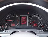 Audi A4 (2005) 2.0 TDI, Automat, Xenony - náhled 10
