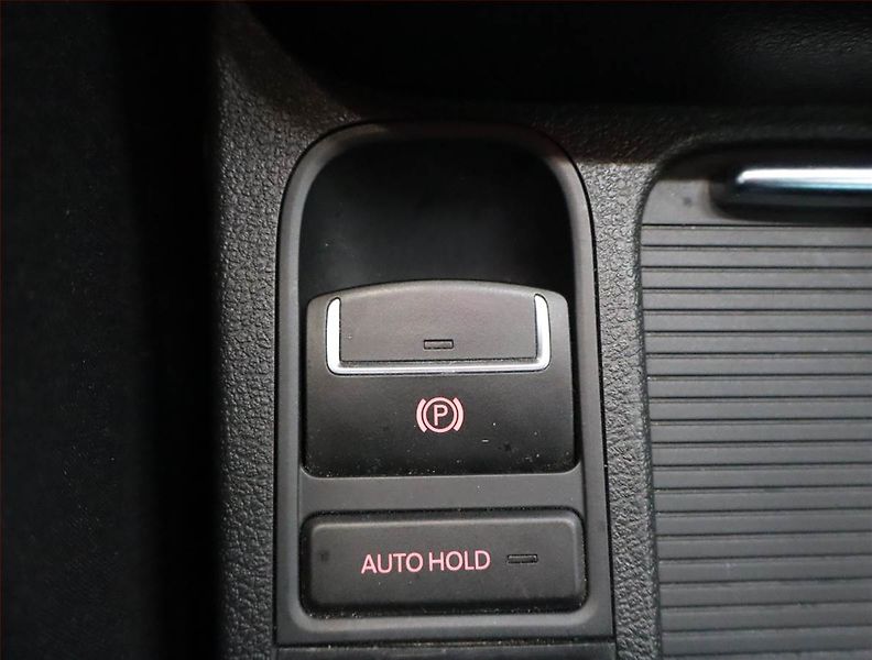 Volkswagen Tiguan (2013) 2.0 TSI, 4X4, Automat - fotka 17 z 22