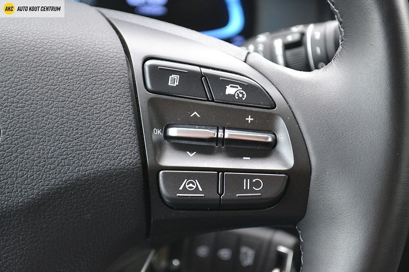 Hyundai i30 WG 1,5I MT SMART FL NAVI - fotka 31 z 44