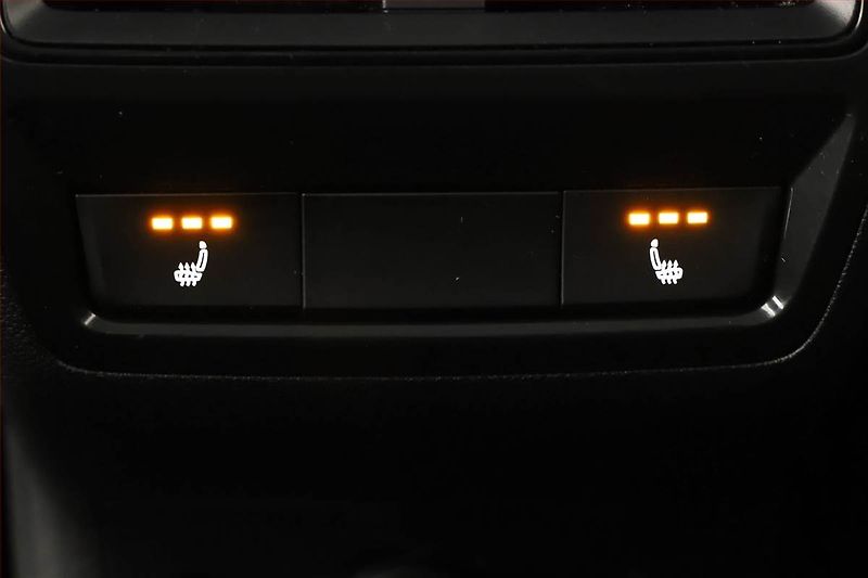 Škoda Karoq (2025) 1.5 TSI, Drive, FullLed - fotka 18 z 20