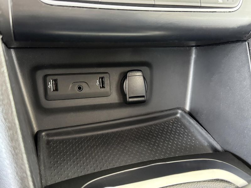 Renault Mégane 1,2TCe 96kW*Tempomat*LED*Navi - fotka 26 z 34