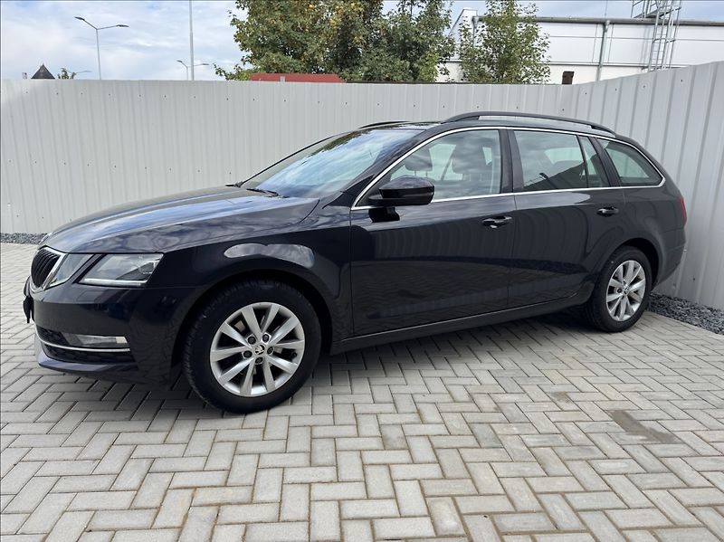 Škoda Octavia 2,0 TDI DSG STYLE DPH 1.maj ČR - fotka 3 z 50