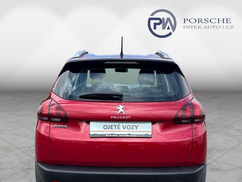 Peugeot 2008 1.6 BlueHDI ACTIVE 73 kW - fotka 9 z 30