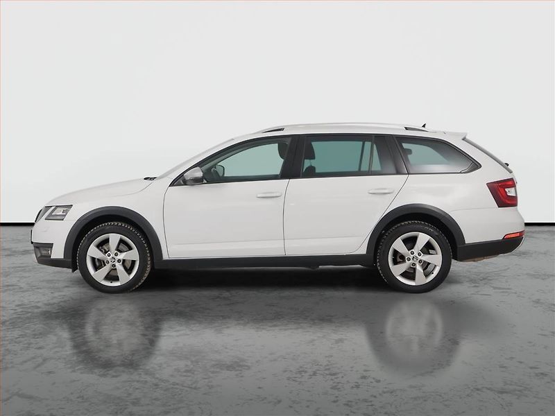 Škoda Octavia (2019) Scout 2.0 TDI, 4X4, Automat - fotka 3 z 19