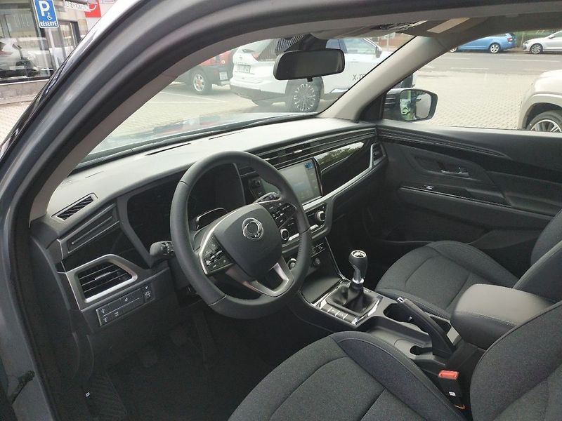 KGM Korando 1.5T, SMART,2WD, MT, SKLADEM - fotka 11 z 28