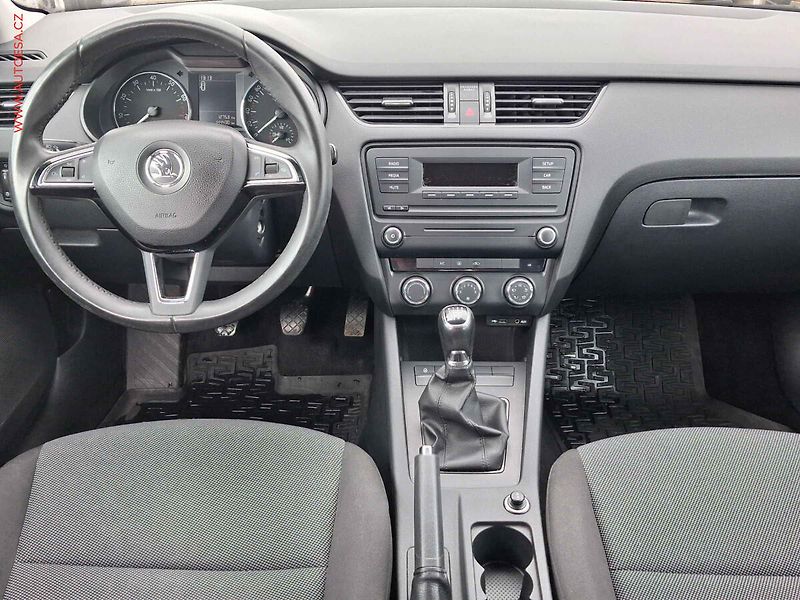 Škoda Octavia (2014) 1.2 TSI, ČR, servis.kniha, AC - fotka 8 z 17