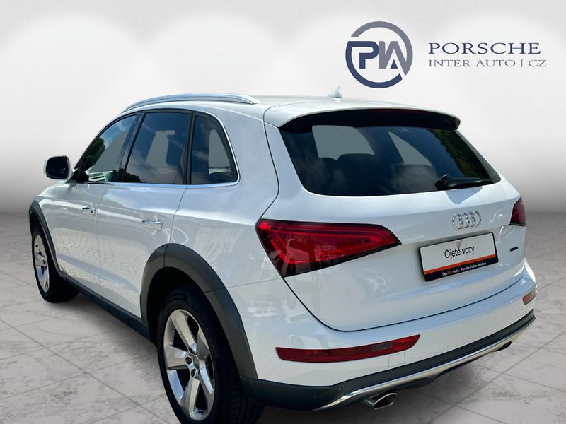 Audi Q5 A 2.0 TDi 140kW S tronic - fotka 4 z 20