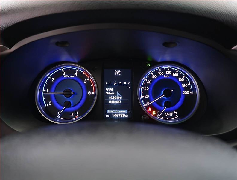 Toyota Hilux (2018) 2.4 D-4D - fotka 11 z 20