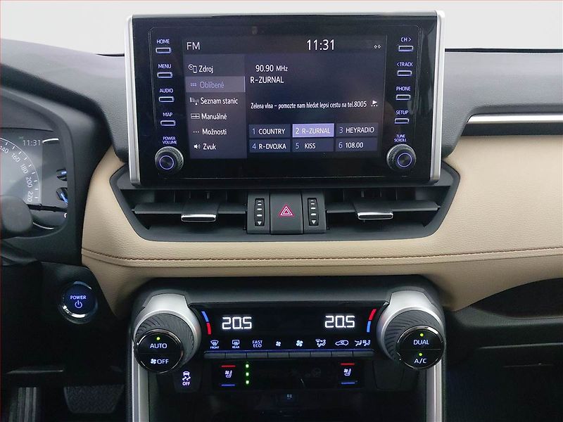 Toyota RAV4 (2022) 2.5 Hybrid - fotka 12 z 20