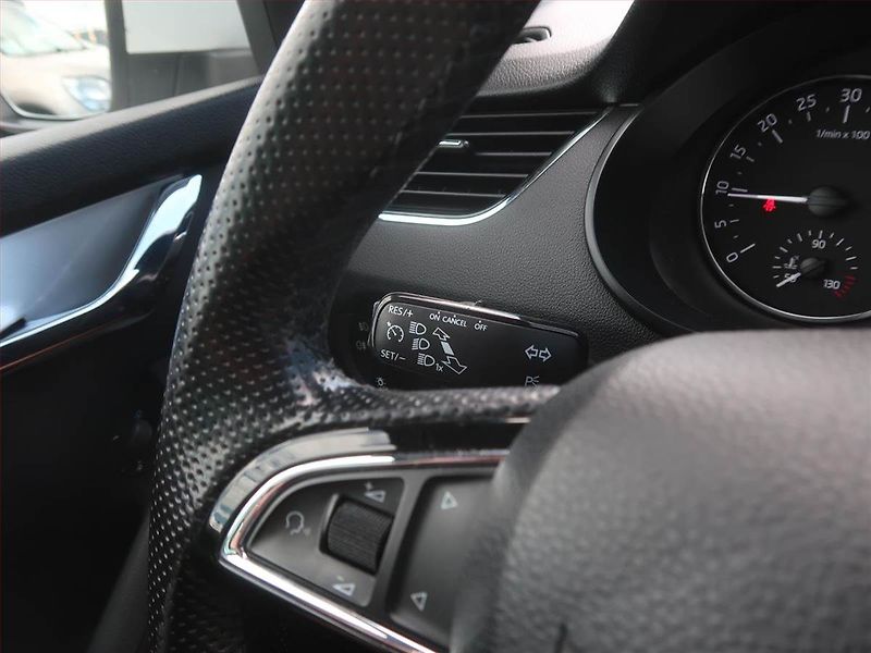 Škoda Octavia (2016) 2.0 TDI 4x4, 4X4, Serv.kniha - fotka 15 z 16