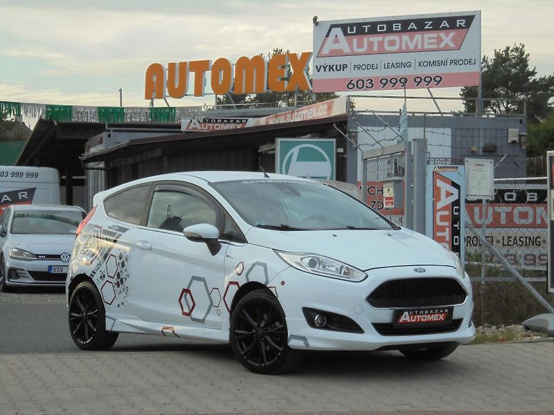 Ford Fiesta (2015) 1.6 TDCI-NAVIGACE-SUPER VÝBAVA - fotka 1 z 11