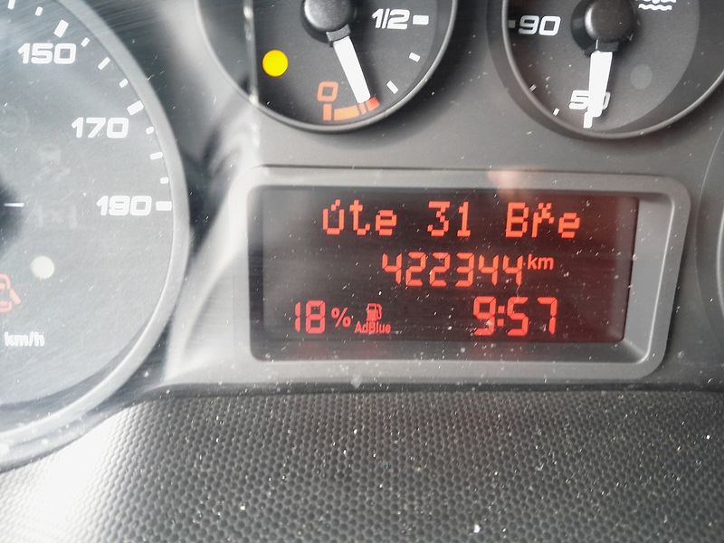 Iveco 35S18 3,0L 10 palet čelo - fotka 36 z 39