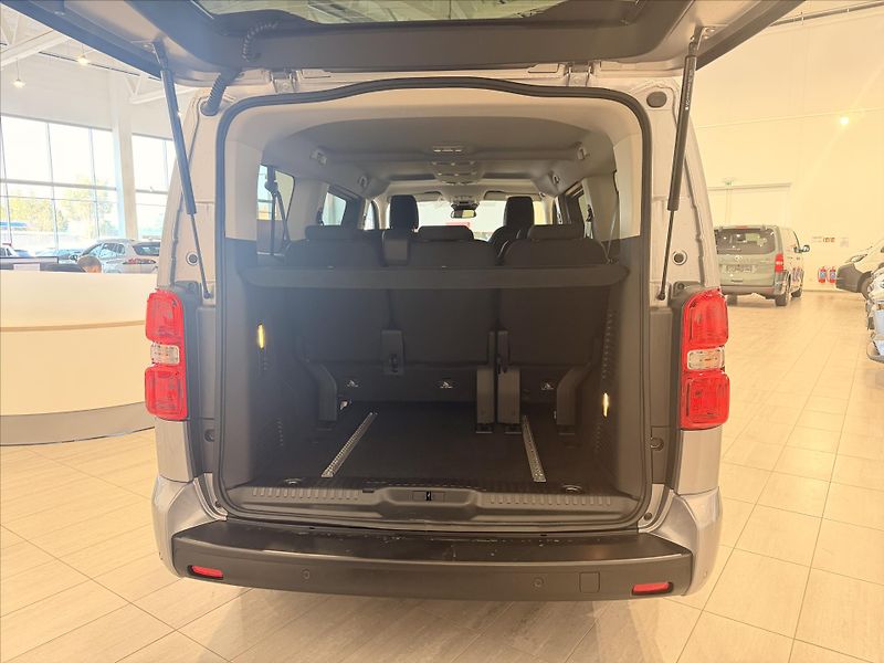 Toyota ProAce Verso (2025) 2,0 Diesel (177hp) L2 8AT  Fam - fotka 5 z 10